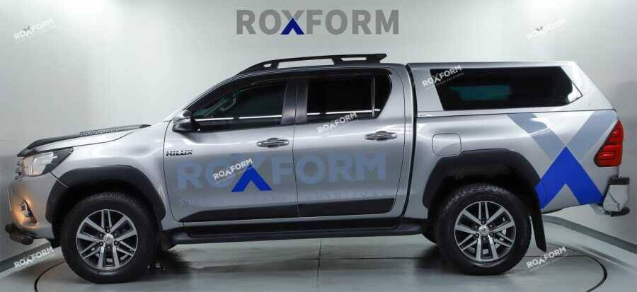 Toyota Hilux Sabit Camlı Kabin 2015-2023 Yeni Tasarım - 2